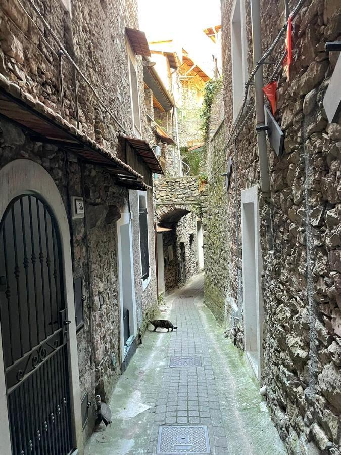 Villa Casa Venezia In Airole, Liguria, Italy Exterior foto